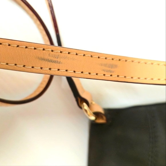 Kate Spade Black and Tan Crossbody Bag Polka Dot Interior Nylon - Picture 12 of 12